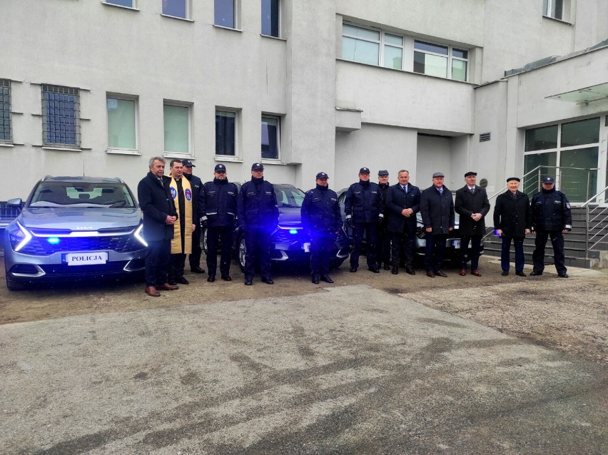 Nowe radiowozy typu SUV dla policji w powiecie piotrkowskim