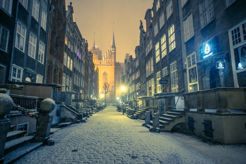 Gdańsk przysypany świeżym śniegiem wygląda jak z bajki....