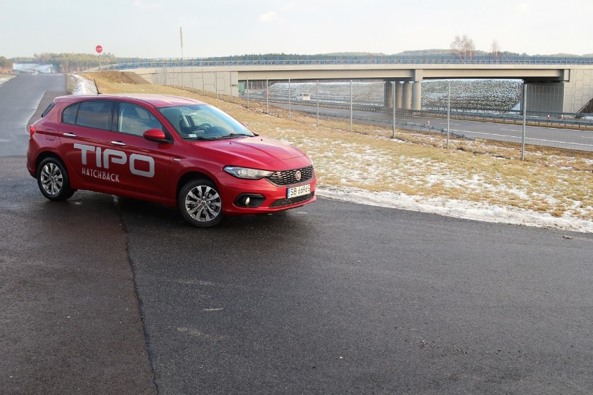 Autostrada czy droga krajowa. Sprawdzamy koszty i czas...