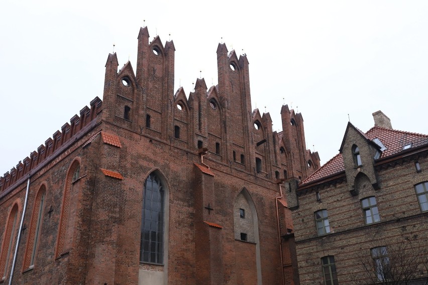 Zachodniej ścianie kościoła św. Mikołaja w Gdańsku...