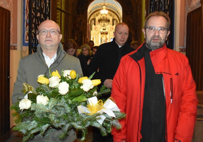 Wieczornica z Janem Pawłem II w Kamieńsku. W 19. rocznicę śmierci Papieża Polaka. ZDJĘCIA