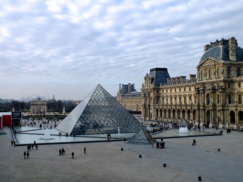 Muzeum Luwru w Paryżu