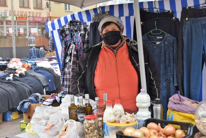 Zielony rynek przed świętami Bożego Narodzenia