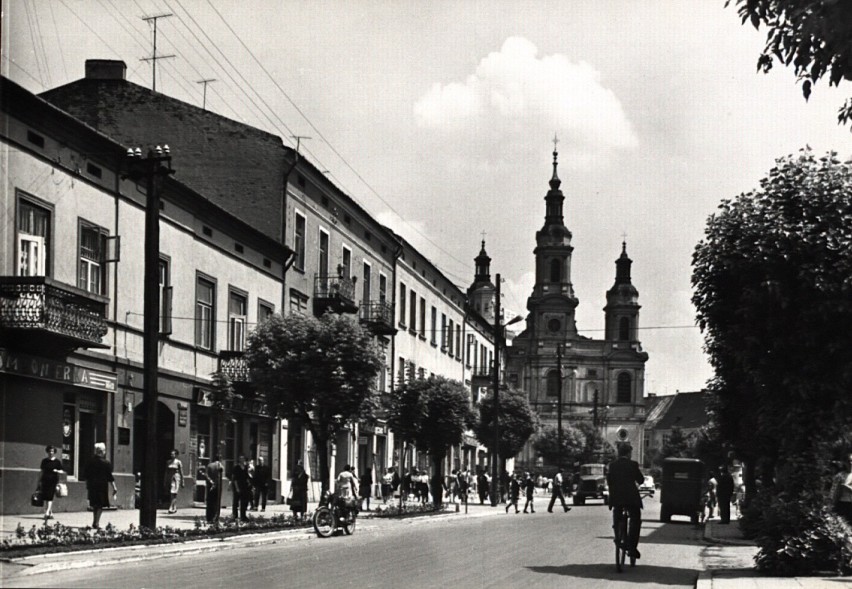 Radomsko w latach 60. Jak wyglądało miasto i jego...