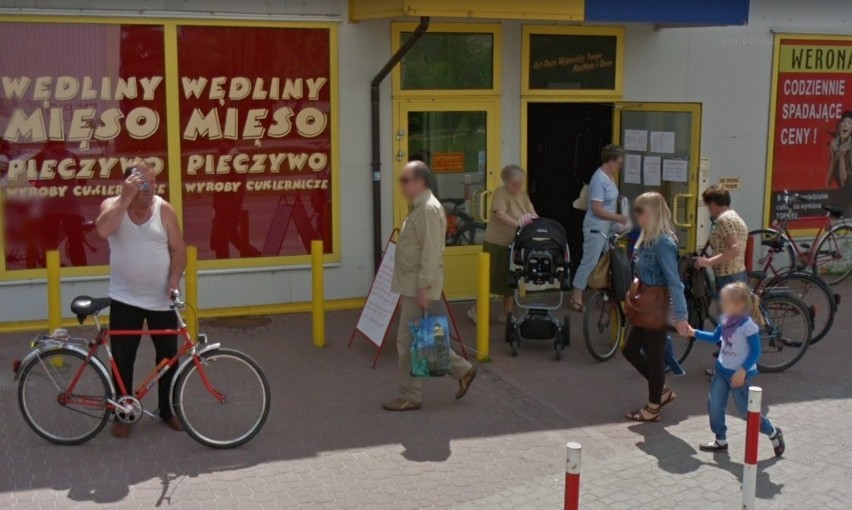 Mieszkańcy osiedla Widok w Skierniewicach na Google Street View. Kogo złapała kamera? 