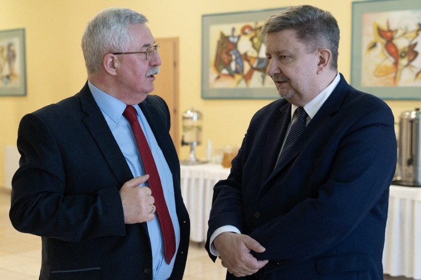 Samorządowcy z Łódzkiego spotkali się w Dobieszkowie. ZDJĘCIA