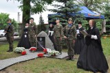 Tablica upamiętniająca Powstanie Styczniowe została odsłonięta w Niewieszu w gminie Poddębice ZDJĘCIA