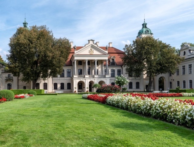 Muzeum Zamoyskich w Kozłówce od wtorku 5 maja otwiera swój park