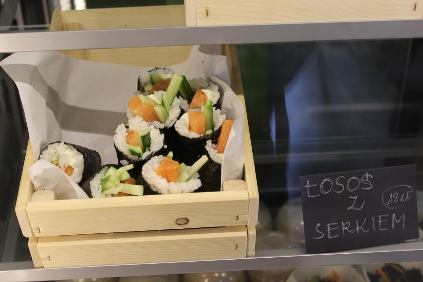 Tłumy na otwarciu nowej restauracji sushi w Łodzi [ZDJĘCIA]