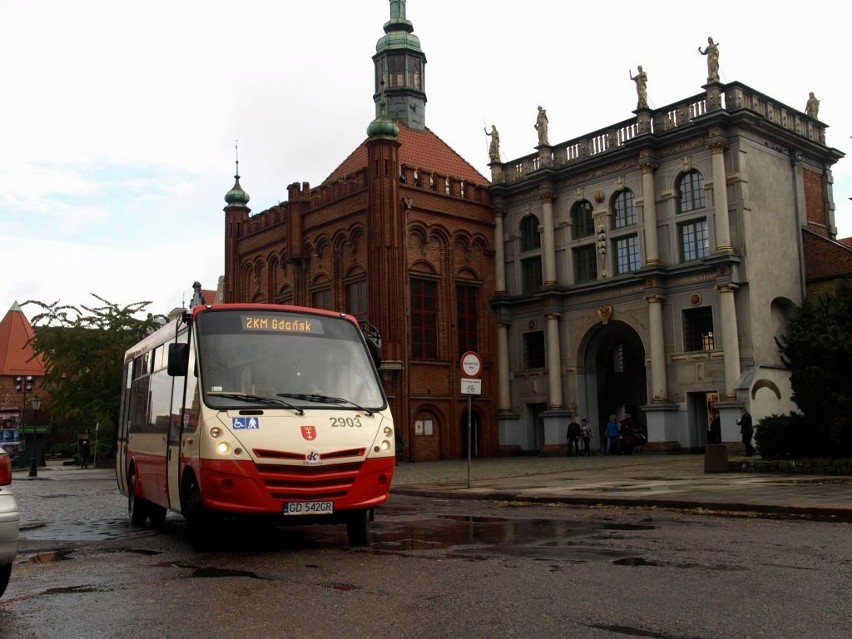 Linię nr 100 obsługiwać będą minibusy mogące jednorazowo...