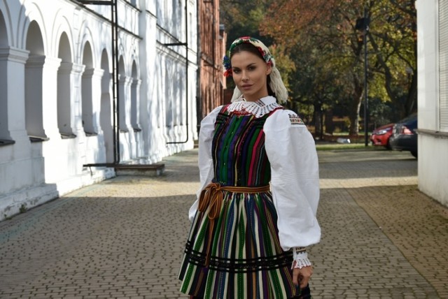 Miss Polonia Agata Biernat wystąpi na Miss World w tradycyjnym stroju opoczyńskim.