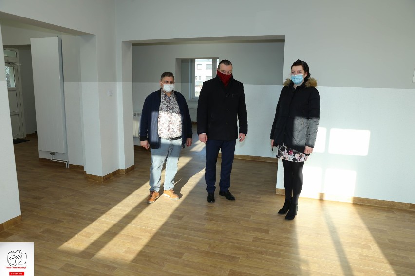 Skończono prace remontowe w nowym budynku biblioteki w Kobylinie [ZDJĘCIA]