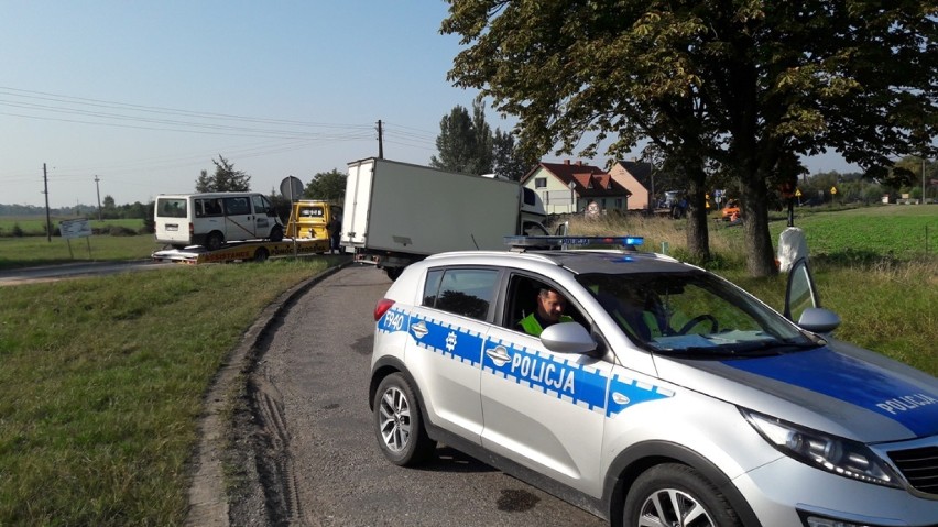 Dwa busy zderzyły się w gminie Sulmierzyce [FOTO]