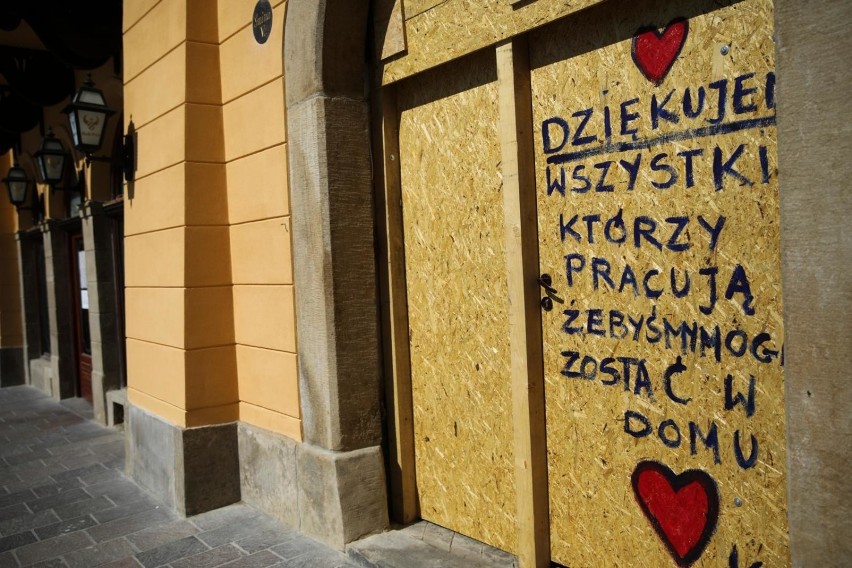 W Krakowie z powodu koronakryzysu w tragicznej sytuacji...