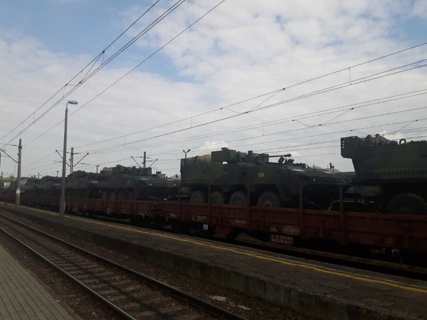 Transport czeskiego wojska zaparkował w Sokółce (zdjęcia)