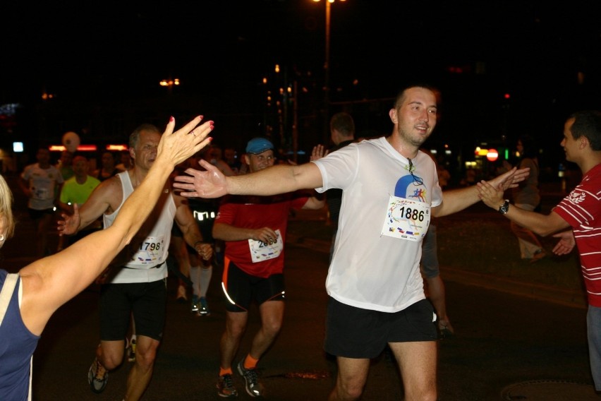 Nocny półmaraton we Wrocławiu - nielegalny