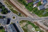 Przejazd kolejowy w Dąbrowie Górniczej przechodzi do historii. Zastąpi go tunel pieszo-rowerowy. Od 15 września kierowcy pojadą objazdami 