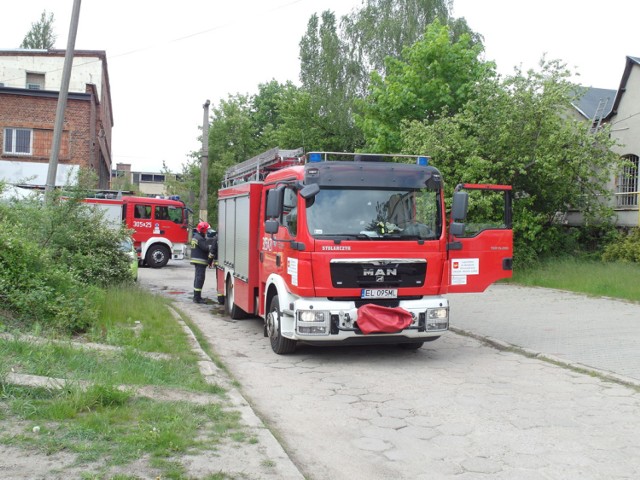 22 maja przy ul. Zgierskiej w Łodzi doszło do wybuchu pożaru - ogień pojawił się w kuchni jednego z mieszkań