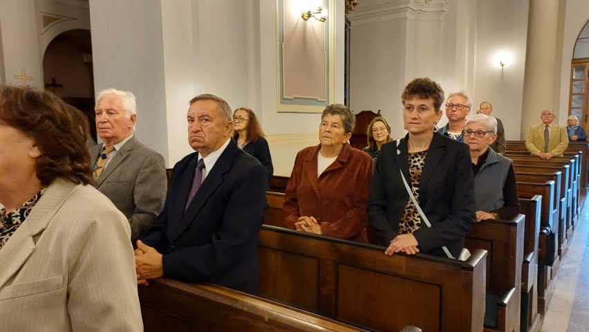 W Ostrowcu Świętokrzyskim uczczono pamięć straconych 81 lat temu mieszkańców. Piękna uroczystość