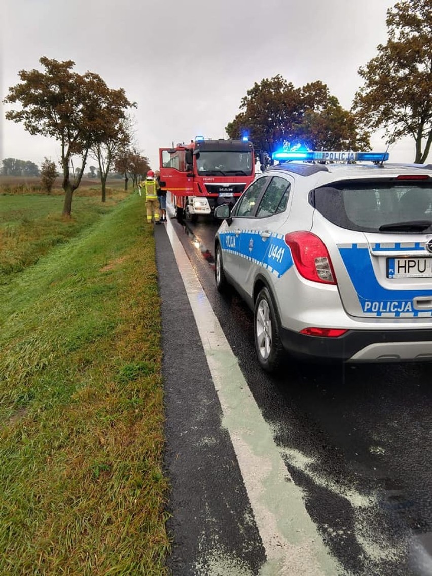 Powiat grodziski: Zderzenie trzech samochodów na DK32 [FOTO]