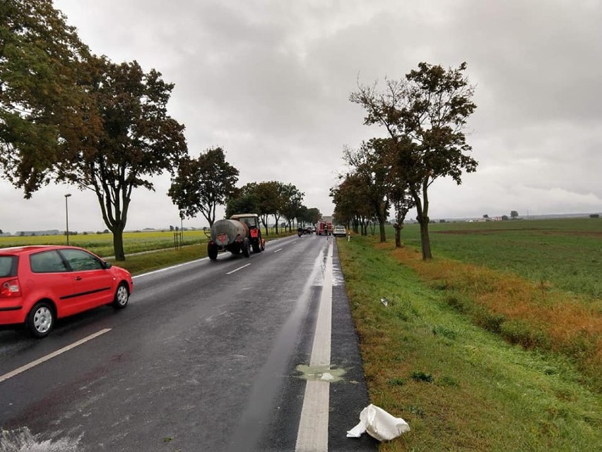 Powiat grodziski: Zderzenie trzech samochodów na DK32 [FOTO]