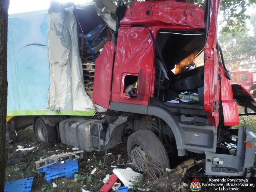 Wola Lisowska: Kierowca ciężarówki prawdopodobnie zasnął i...
