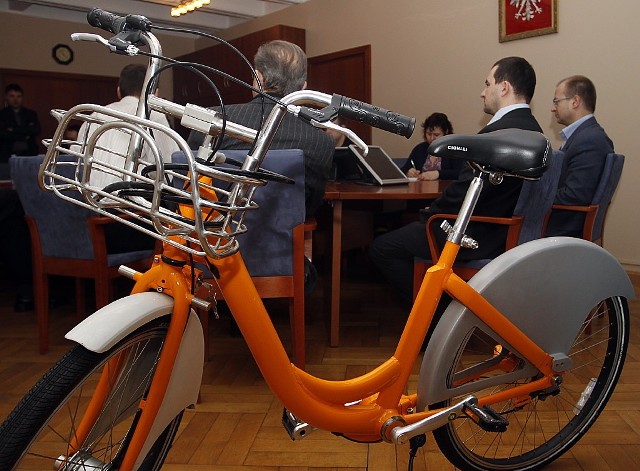 Dokładnie 20 stycznia 2011 roku zaprezentowano w gdańskim ratuszu prototyp roweru miejskiego.