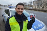 Walentynki w Piotrkowie 2019. Policja kontroluje kierowców pod hasłem "Jak kocha, to poczeka"
