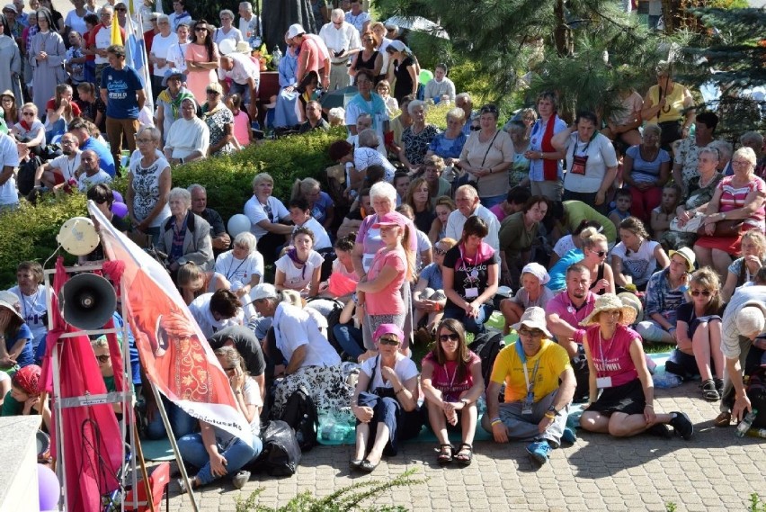 Msza z pielgrzymami w Kielcach z wyjątkowym gościem (WIDEO, zdjęcia)