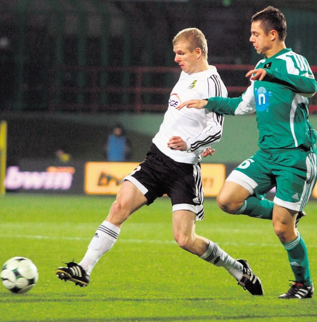 Czekamy na pierwszego w tym sezonie gola Dawida Nowaka (od lewej)