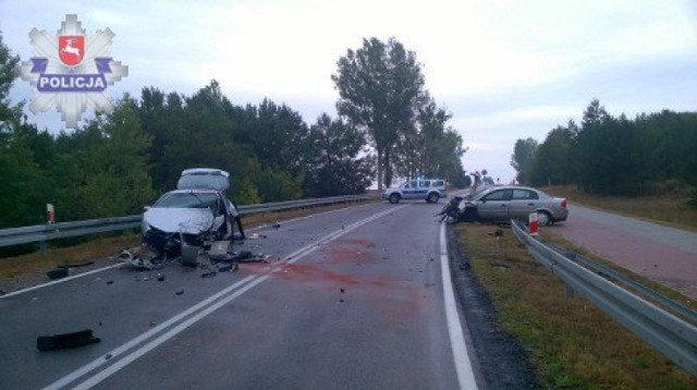 Cztery osoby trafiły do szpitala, w skutek wypadku na trasie Włodawa-Okuninka