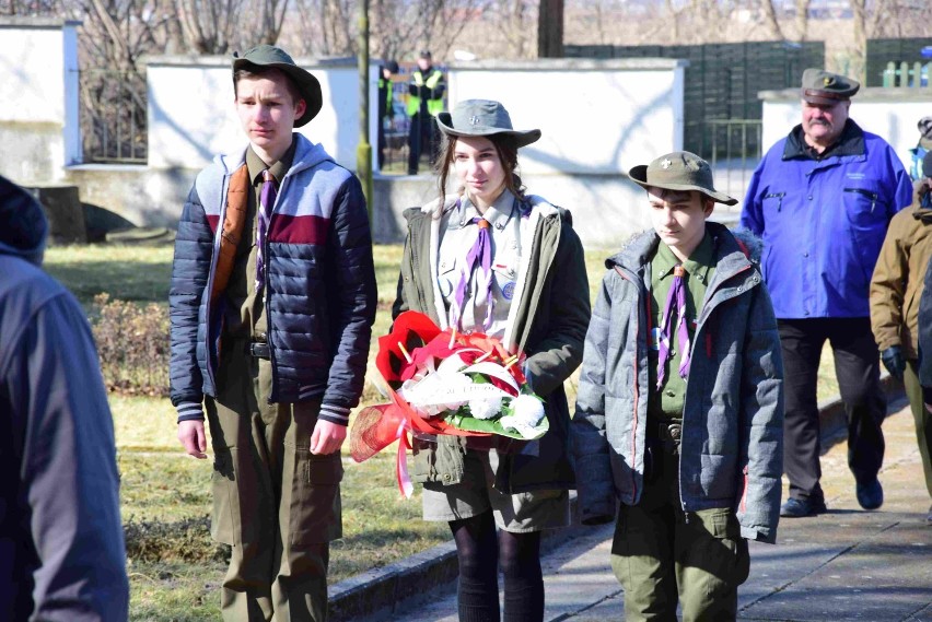 Kwiaty z okazji powrotu Malborka w granice Polski [ZDJĘCIA, WIDEO]. Uroczystość na Cmentarzu Żołnierzy Radzieckich