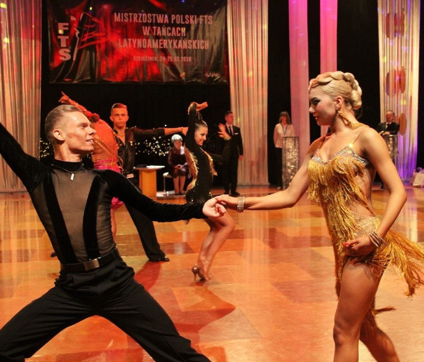 To był udany sezon dla tanecznej pary chodziesko-pilskiej Mateusza Pawłowskiego i Adrianny Głowackiej (ZDJĘCIA)