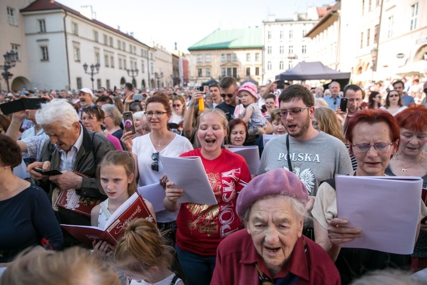 Majówka 2019. W Krakowie lekcja śpiewania, tym razem z biciem rekordu