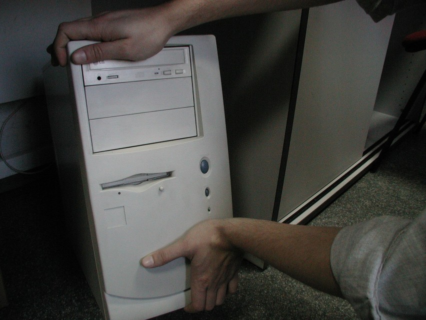 Rok 2003 wymiana starego sprzętu