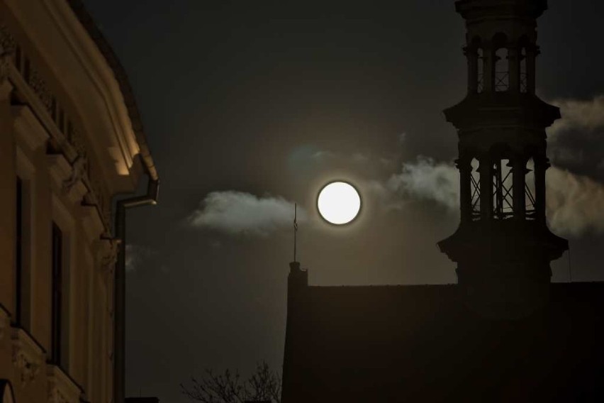 Superksiężyc nad Krakowem. Pierwsza taka pełnia od 68 lat