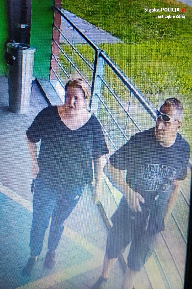 Ci ludzie podejrzewani są o kradzież dwóch rowerów w Jastrzębiu.