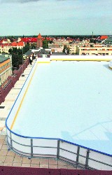 Legnica: Lodowisko na dachu Galerii Gwarna już w listopadzie