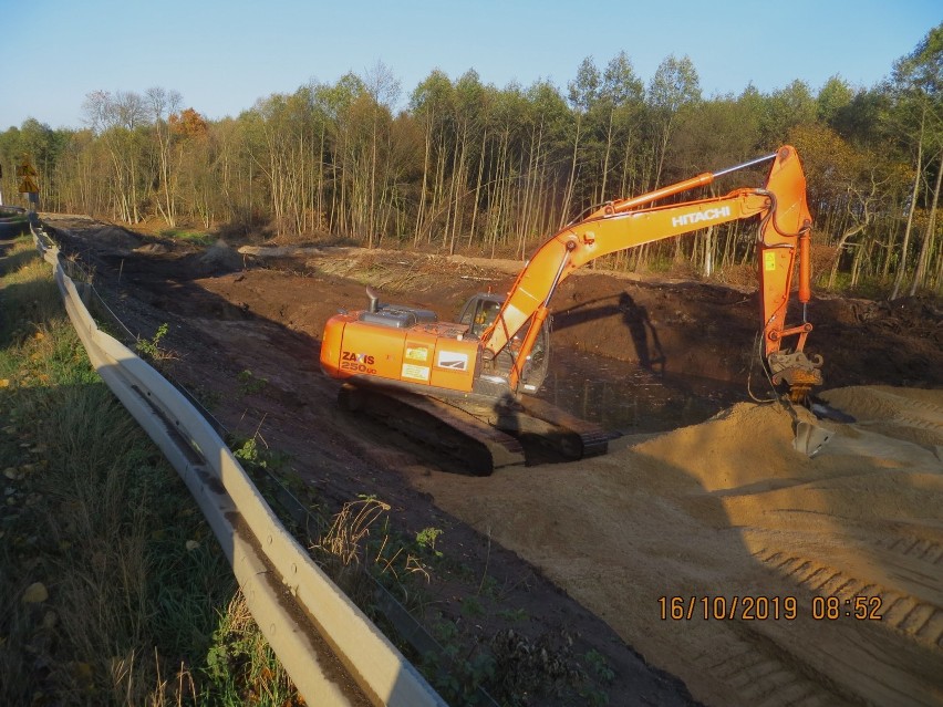 Przebudowa drogi wojewódzkiej nr 713 w powiecie tomaszowskim. Ruszają prace w gminie Ujazd