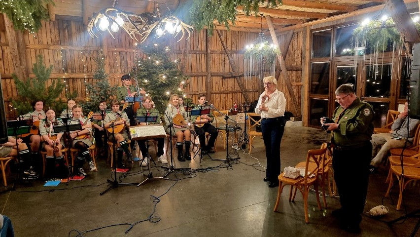 Świąteczno - noworoczny koncert na... mandolinach, czyli spotkanie z Frygami!