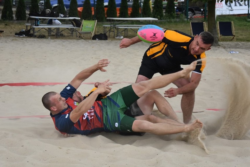 Beach Rugby 2020. Tak walczyli śremscy zawodnicy rugby