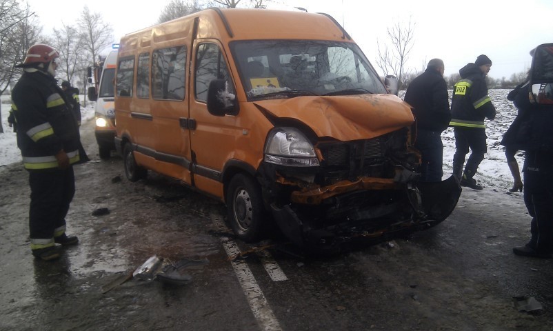 Wypadek autobusu szkolnego
