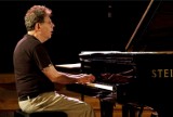 Philip Glass w Szczecinie. Zdobywca Złotego Globa za muzykę do "Truman Show" w Filharmonii