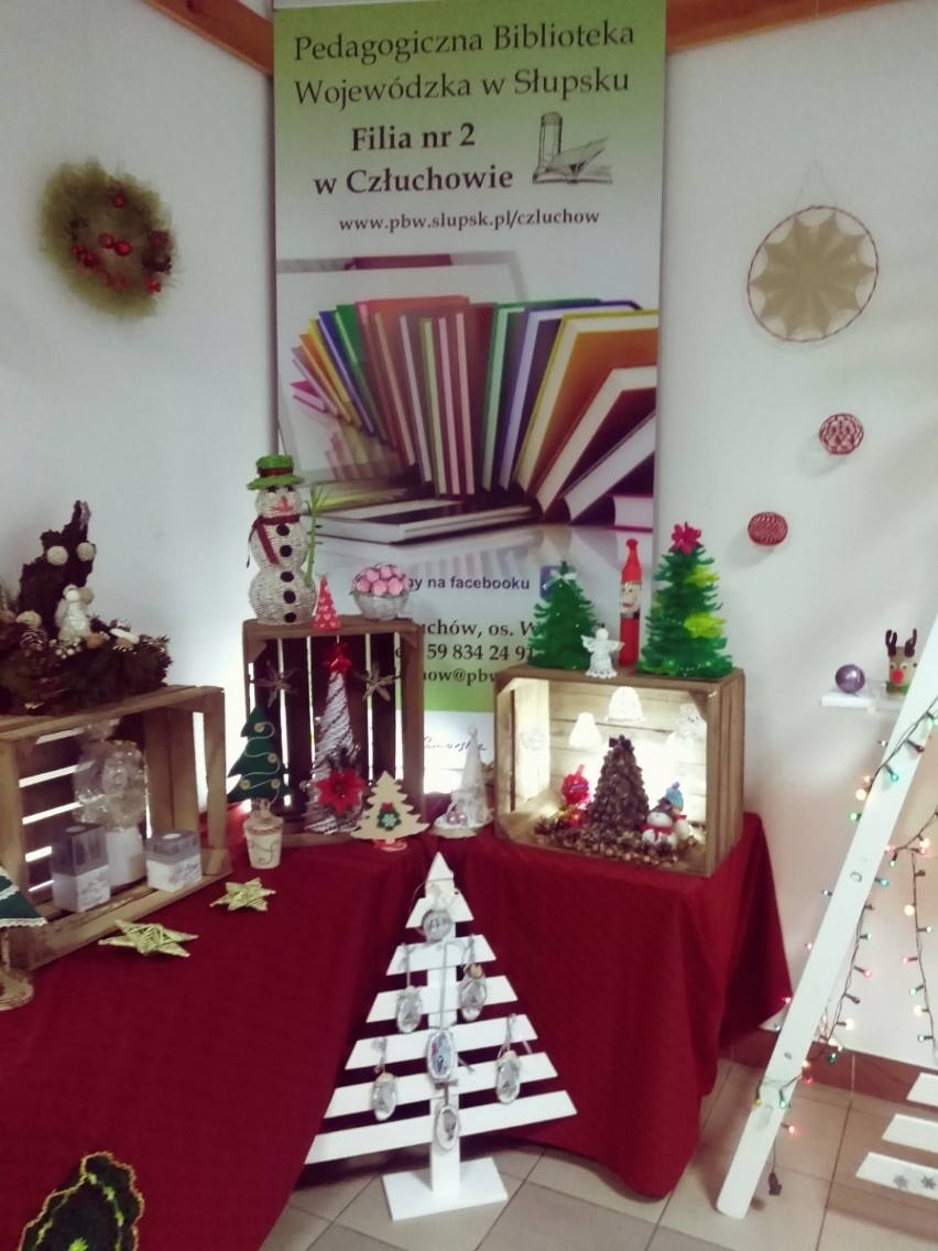 Człuchów.  Mieszkańcy pochwalili się swoim talentem - wystawa bożonarodzeniowa w bibliotece pedagogicznej