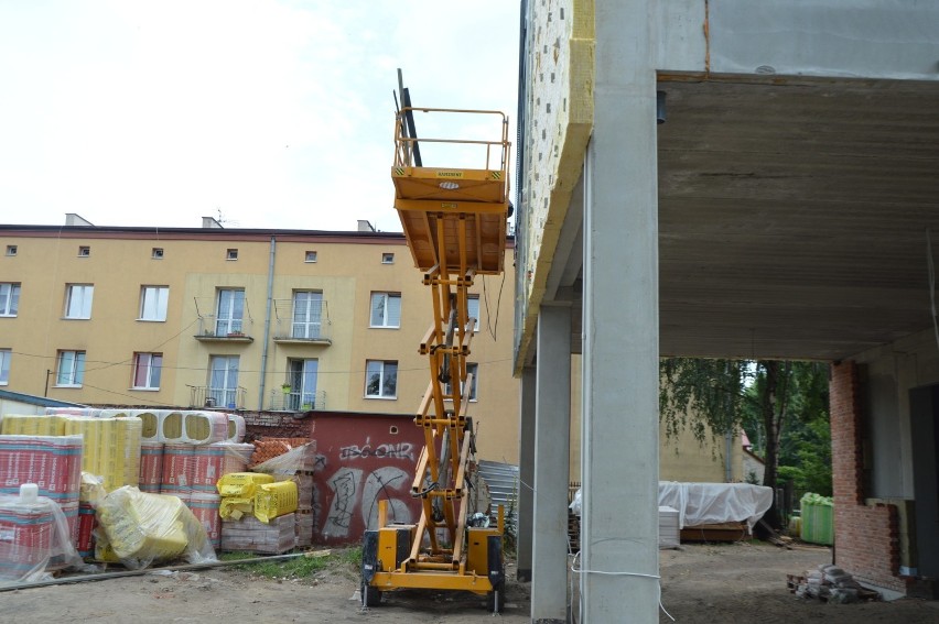 Odtworzyli wiernie elewację starego zgierskiego młyna