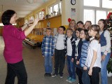 Dzieci z Karbia śpiewają własną kolędę [WIDEO]