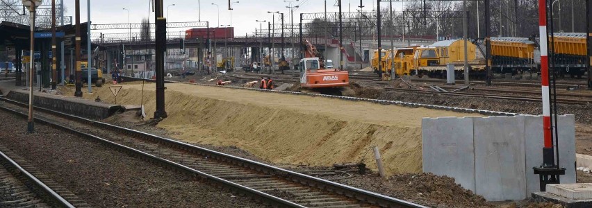 Malbork: Modernizacja linii kolejowej. Powstaje nowy peron nr 3