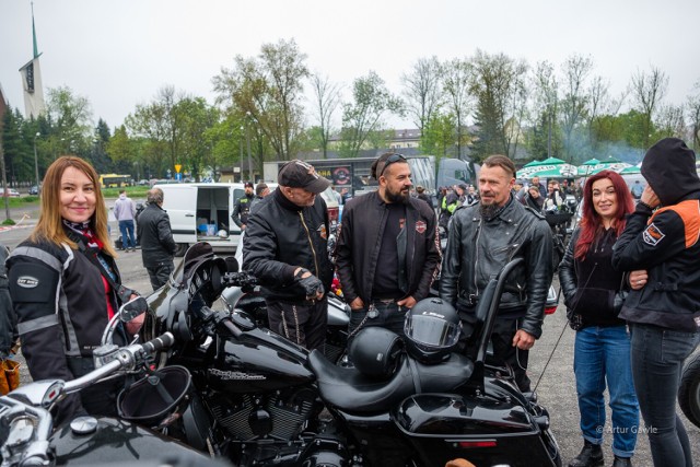 Motocykliści rozpoczęli sezon w Tarnowie. Warkot silników zabrzmiał na starej kapłanówce, 7.05.2023
