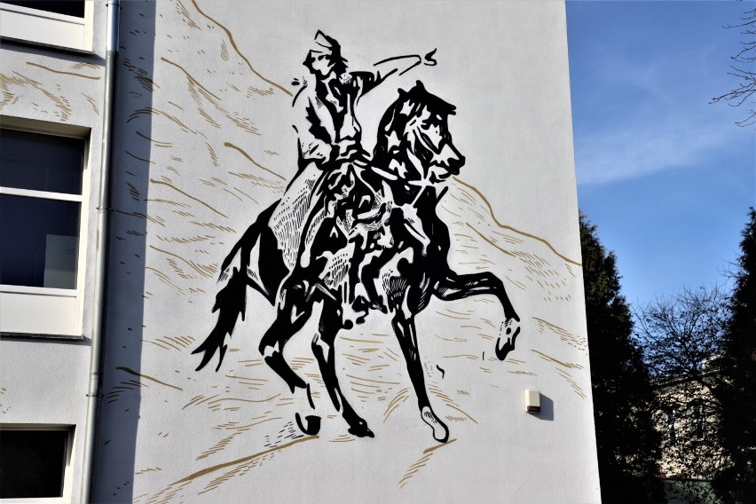 Historyczny mural z wizerunkiem Tadeusza Kościuszki, na...