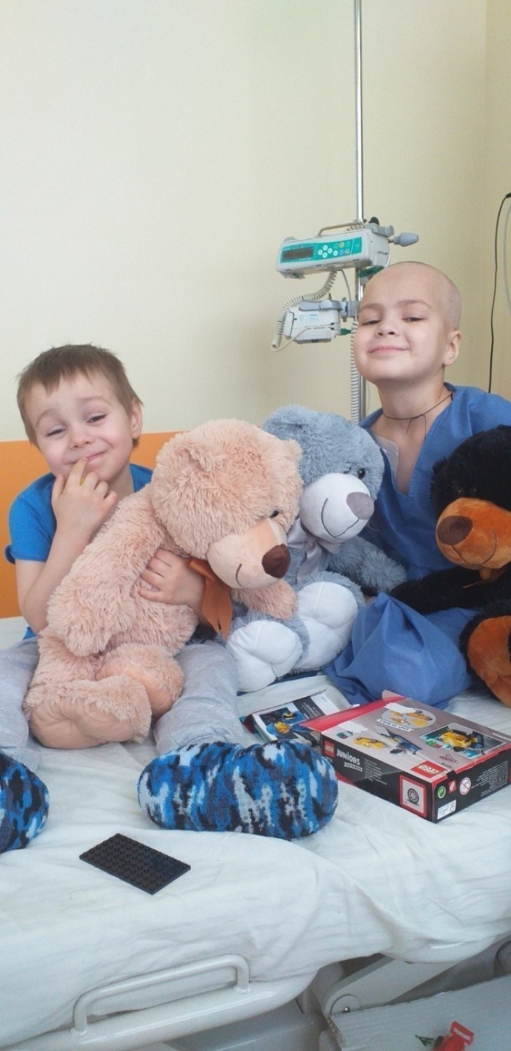 Pięcioro onkologicznie chorych dzieci z Ukrainy trafiło do...